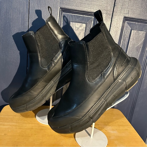 Aldo “DEMAZIS” Boots - Picture 1 of 2